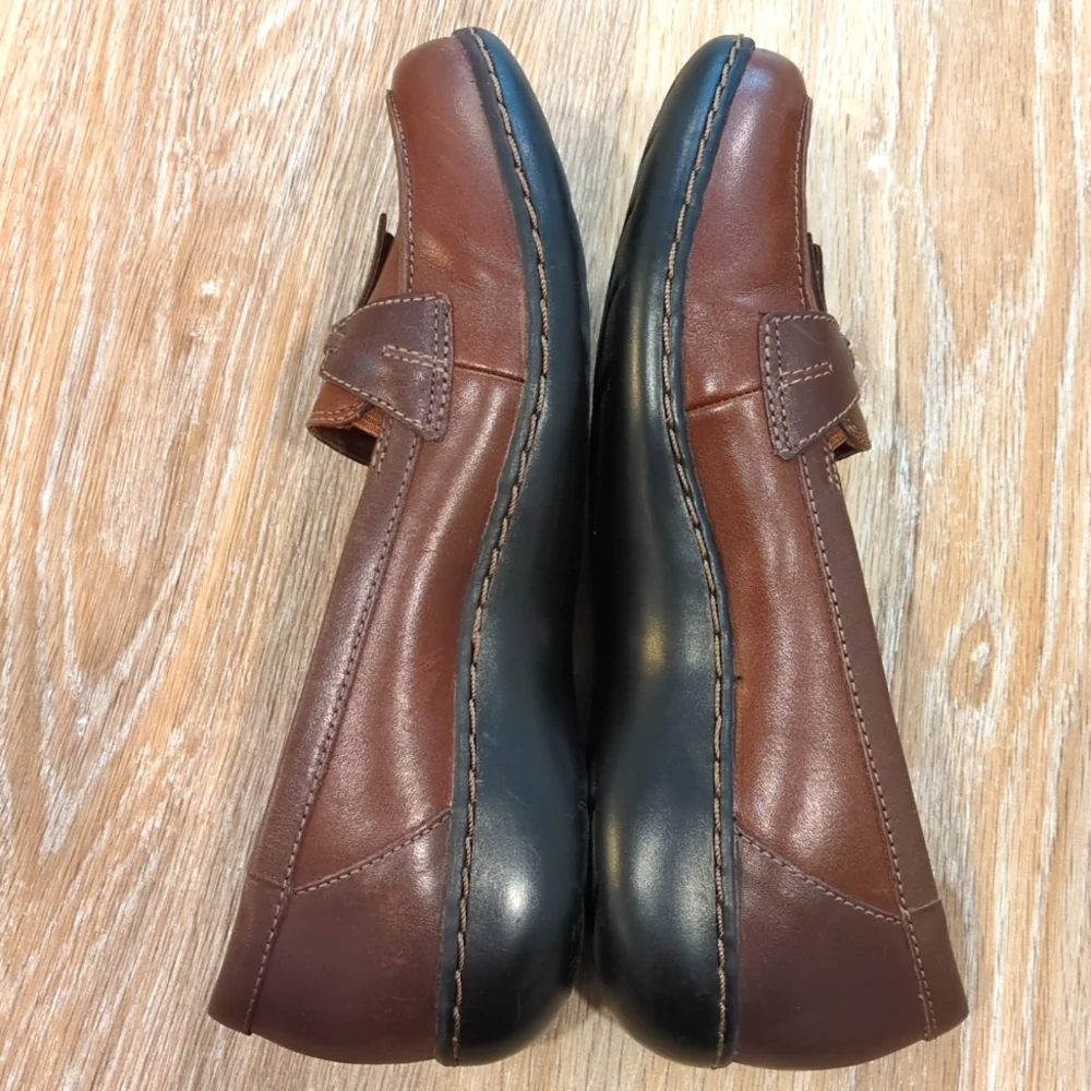 🥿Clarks Brown Loafers Women's size 8  😍VERY GOOD CONDITION!!!😍 - Picture 7 of 10